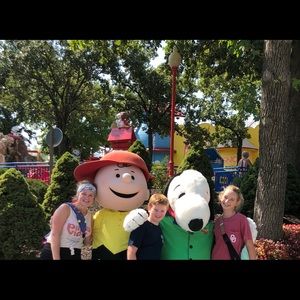 Meet your Posher, Maxine